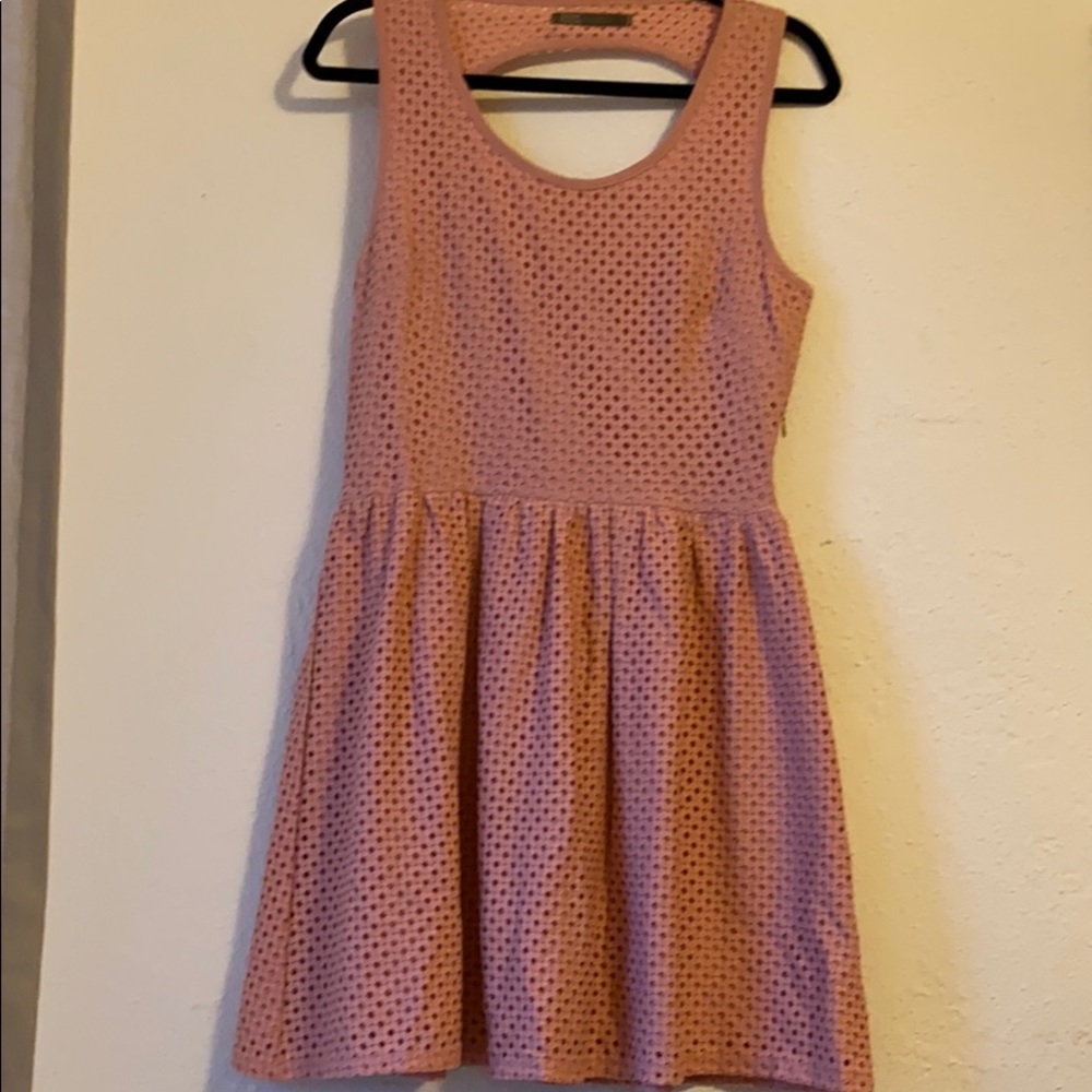 SFERA casual Women’s basket weave dress USED